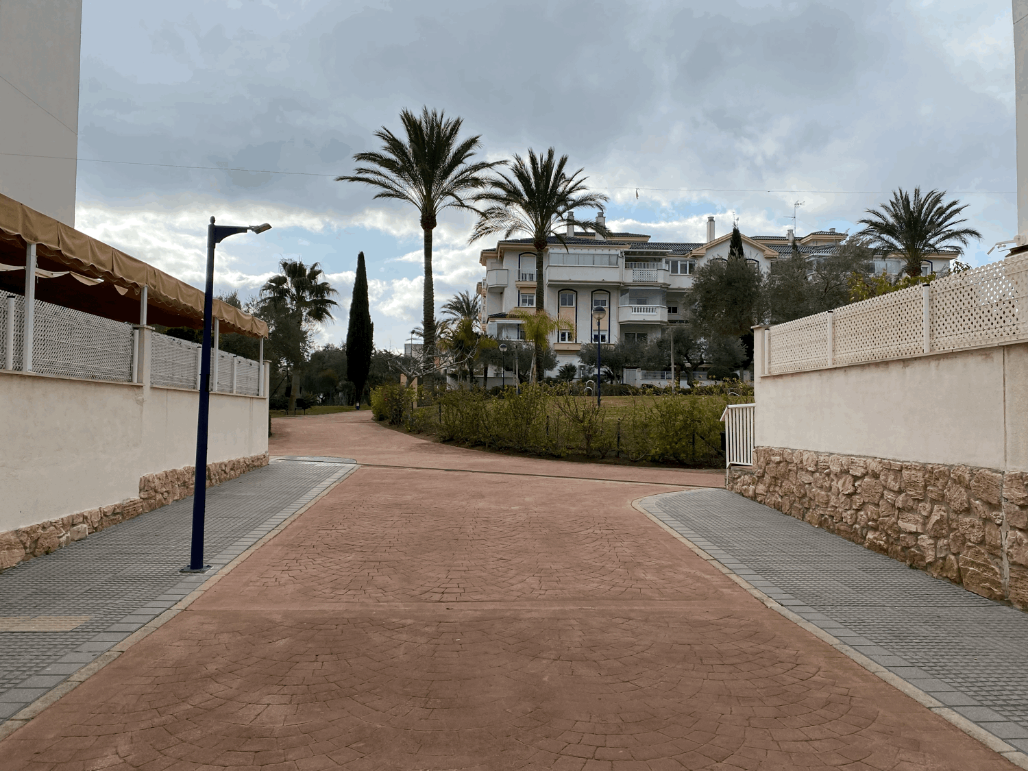 Piso en alquiler en Finca Monsálvez (Málaga)