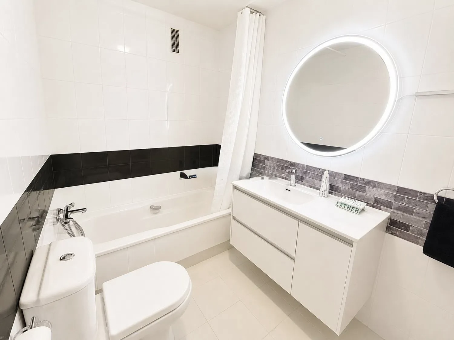 Piso en venta en Los Pinos del Limonar (Málaga)