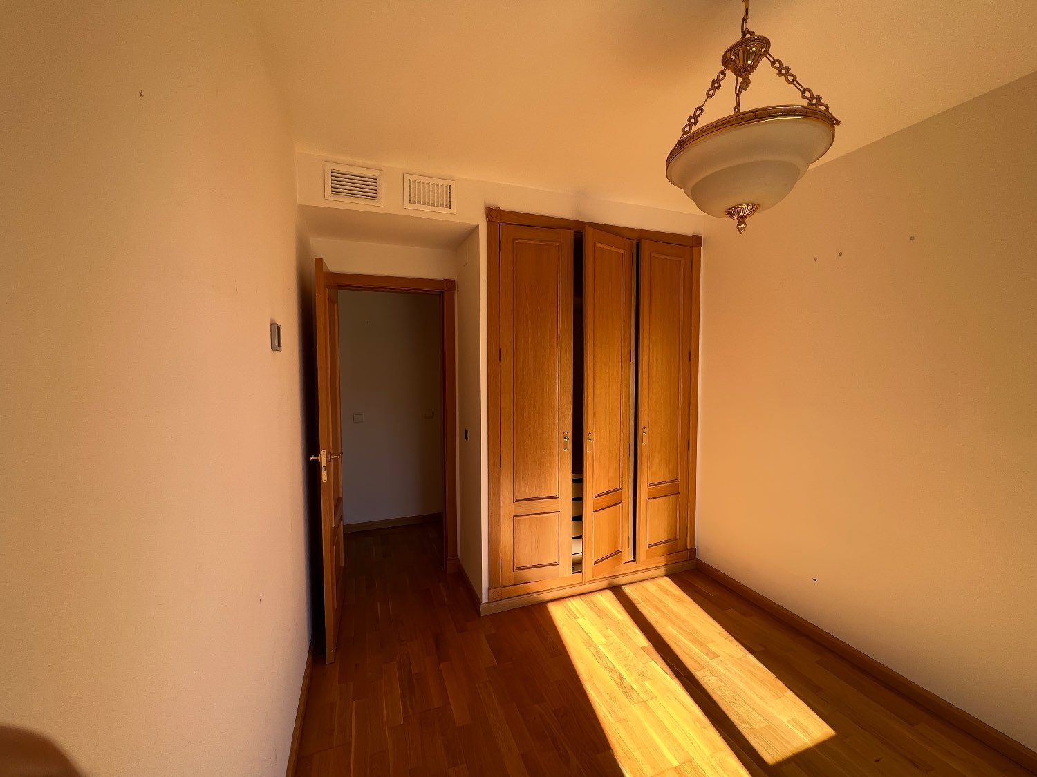 Piso en alquiler en Pacífico (Málaga)