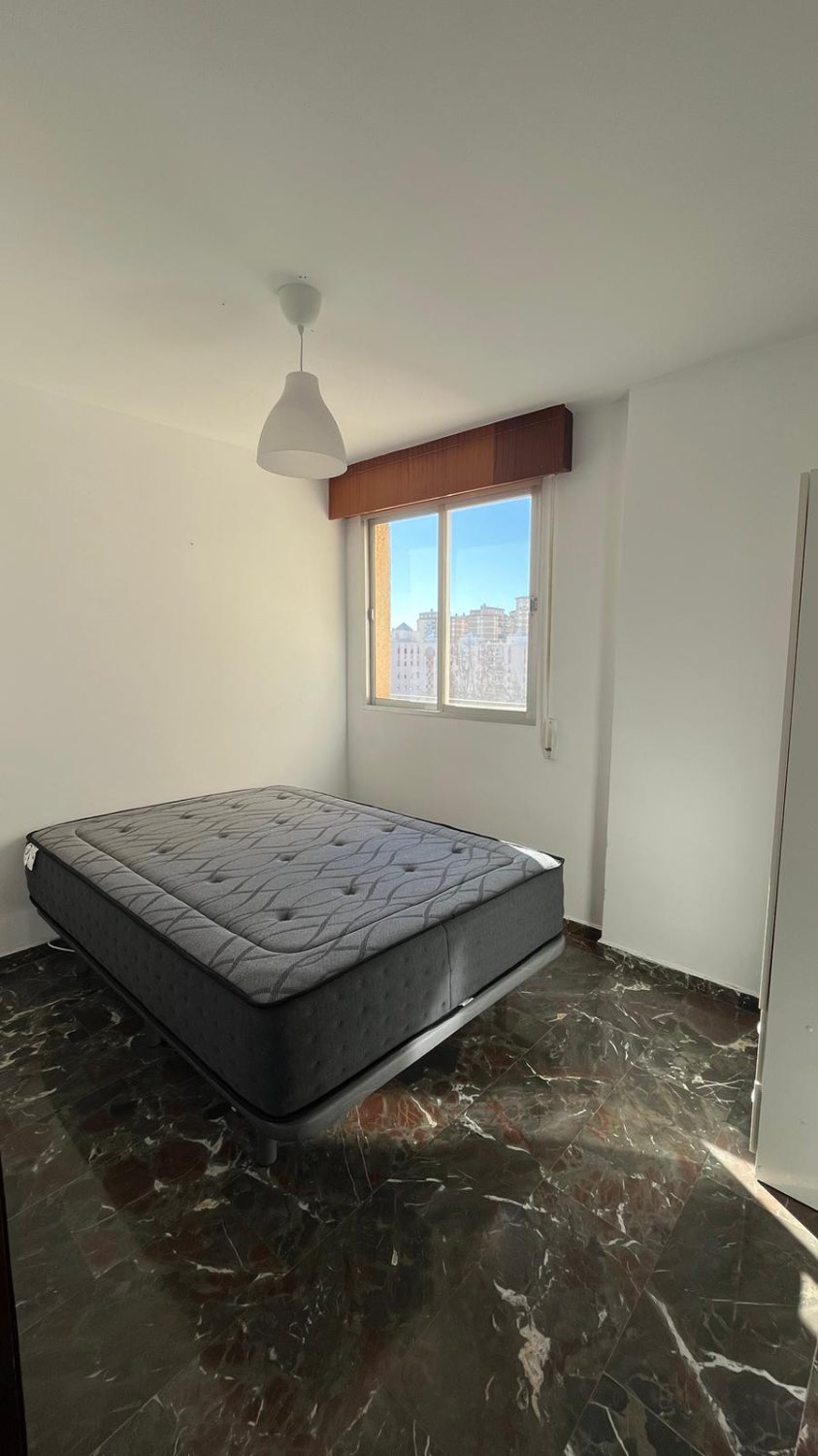 Lägenhet uthyres i Huelin (Málaga)